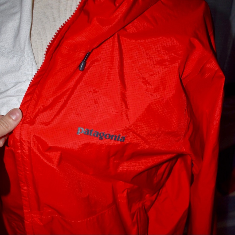 Men’s Patagonia Rain Jacket - XL